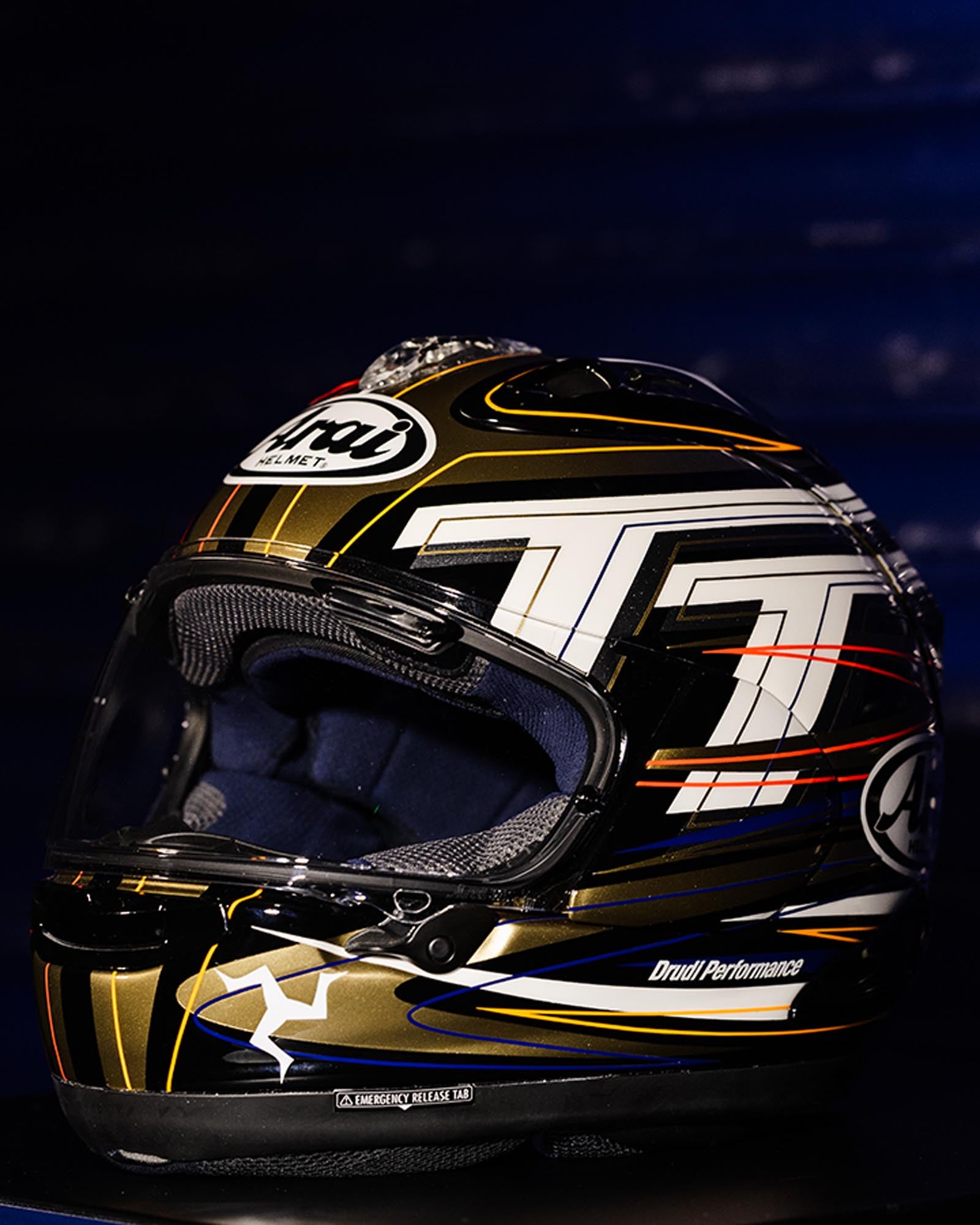 CASCO ARAI RX7V EVO TT 2026